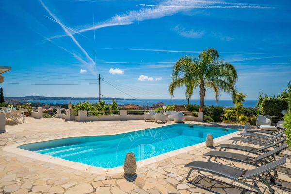 Maison de luxe à louer à Cannes, 5 400 €, Photo 1