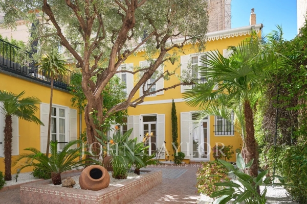 Luxury House for sale in Cannes, 1 950 000 €, Photo 1