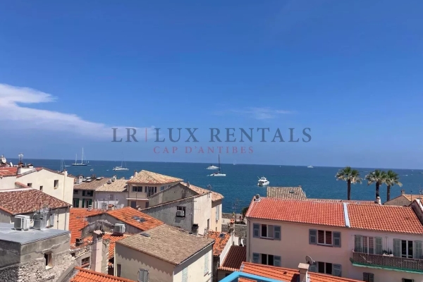 Maison de luxe à louer à Antibes, 12 500 €, Photo 1