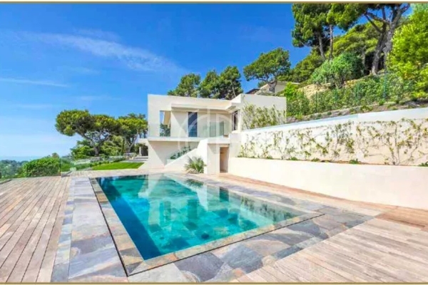 Luxury House for sale in Roquebrune-Cap-Martin, 5 950 000 €, Photo 1