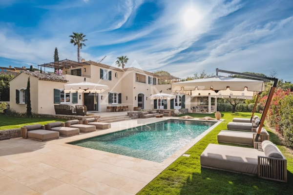 Maison de luxe à louer à Saint-Tropez, 25 000 €, Photo 1