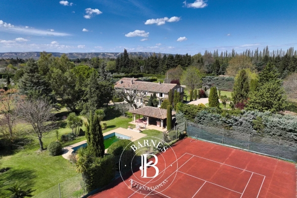 Maison de luxe à vendre à Sénas, 1 590 000 €, Photo 1