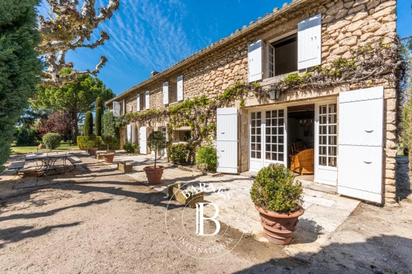 Maison de luxe à vendre à Sénas, 1 590 000 €, Photo 2