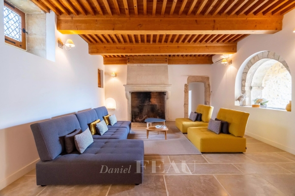 Maison de luxe à vendre à Saint-Paul-Trois-Châteaux, 570 000 €, Photo 1