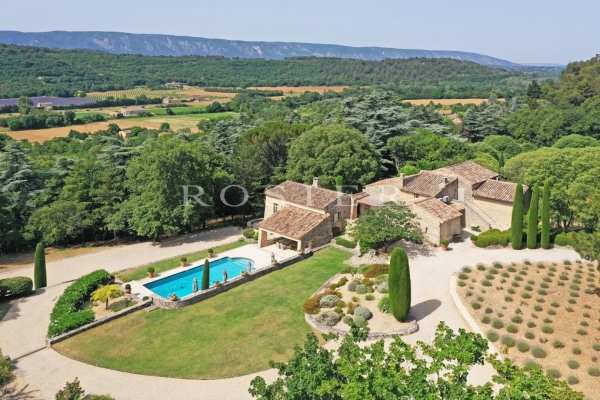 Maison de luxe à vendre à Goult, 2 450 000 €, Photo 1