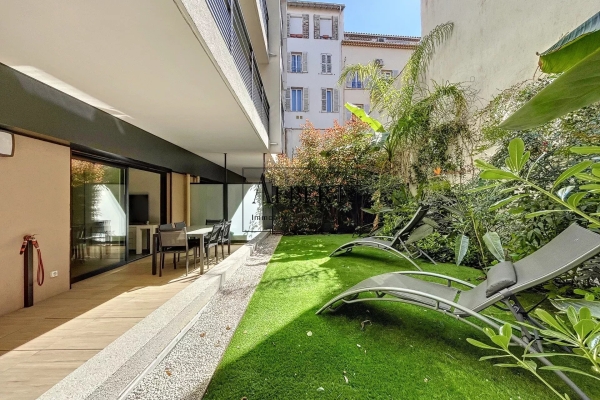 Luxury Apartment for sale in Cannes, 639 000 €, Photo 1