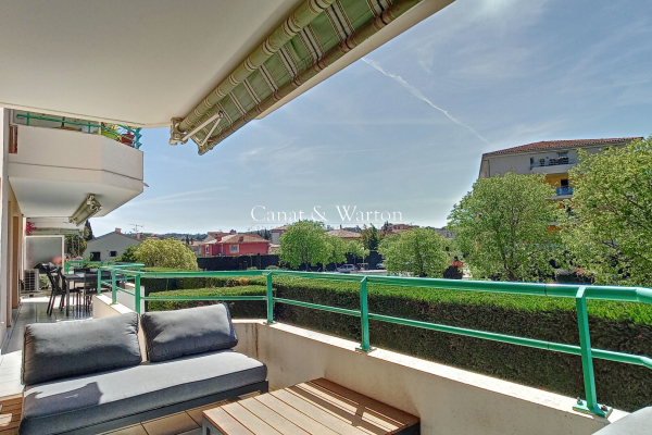 Appartement de luxe à vendre à Saint-Raphaël, 550 000 €, Photo 1