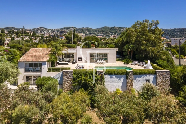 Maison de luxe à louer à Cannes, 18 750 €, Photo 1