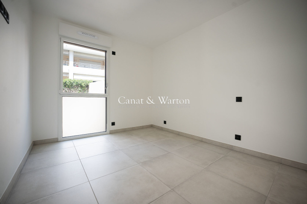 Luxury Apartment for sale in Saint-Raphaël, 895 000 €, Photo 7