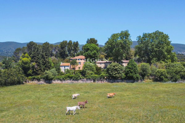 Maison de luxe à vendre à Vaugines, 2 900 000 €, Photo 1