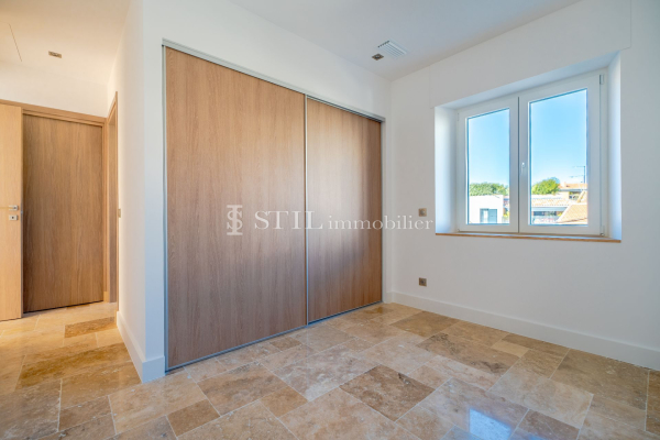 Luxury Apartment for sale in Sainte-Maxime, 790 000 €, Photo 3