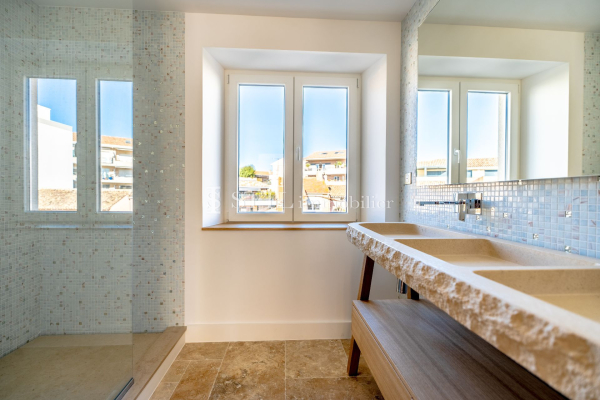 Luxury Apartment for sale in Sainte-Maxime, 790 000 €, Photo 4