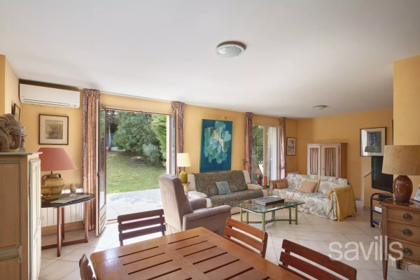 Maison de luxe à vendre à Cap d'Antibes, 1 590 000 €, Photo 2