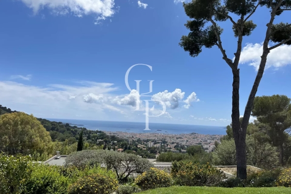 Luxury House for rental in Cannes, 12 500 €, Photo 1