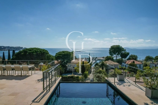 Maison de luxe à louer à Cap d'Antibes, 12 500 €, Photo 1