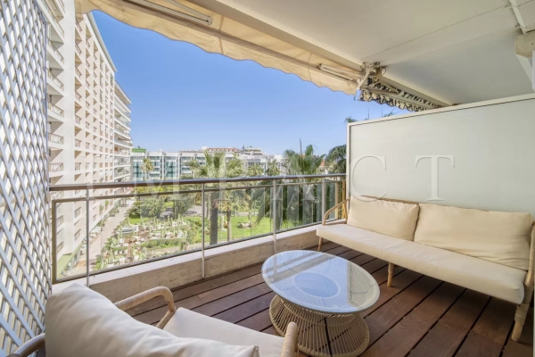 Luxury Apartment for rental in Cannes, 7 800 €, Photo 1