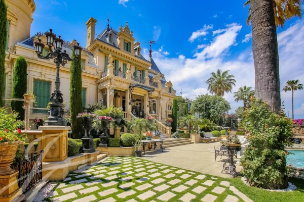 Maison de luxe à vendre à Antibes, 26 000 000 €, Photo 3