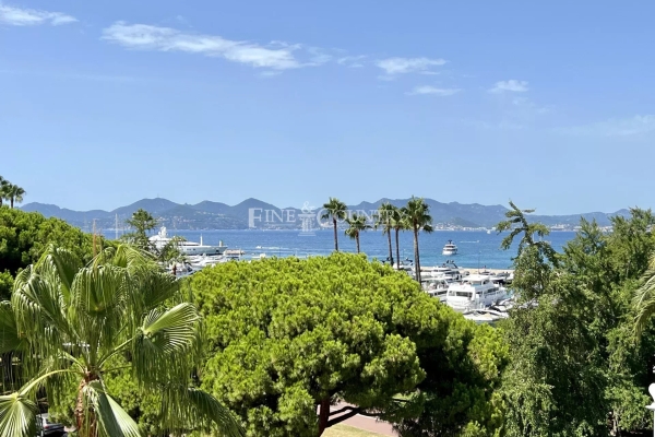Luxury Apartment for sale in Cannes, 2 400 000 €, Photo 1