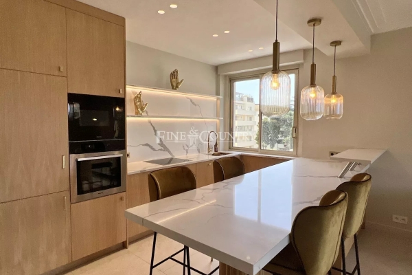 Luxury Apartment for sale in Cannes, 2 400 000 €, Photo 4