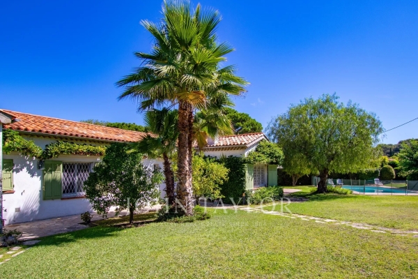 Luxury House for sale in Cap d'Antibes, 2 390 000 €, Photo 3