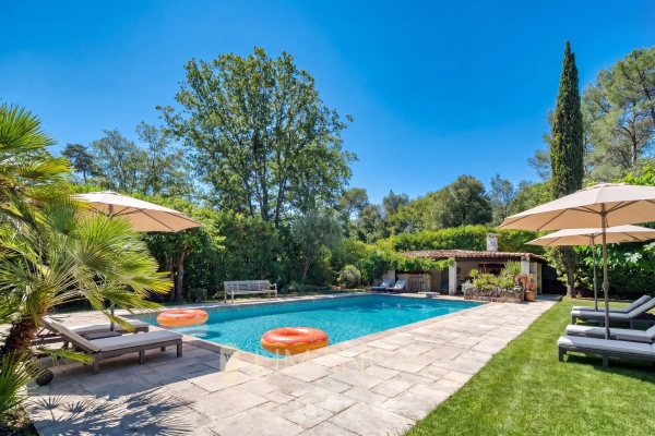 Luxury House for sale in Valbonne, 2 690 000 €, Photo 1