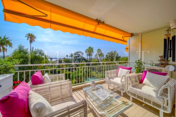 Appartement de luxe à vendre à Cannes, 760 000 €, Photo 2