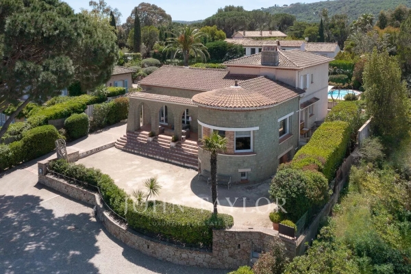 Maison de luxe à louer à Saint-Tropez, 25 000 €, Photo 1