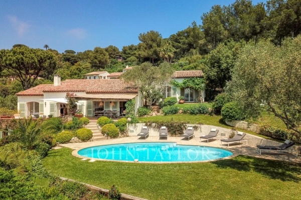 Maison de luxe à louer à Ramatuelle, 25 000 €, Photo 1