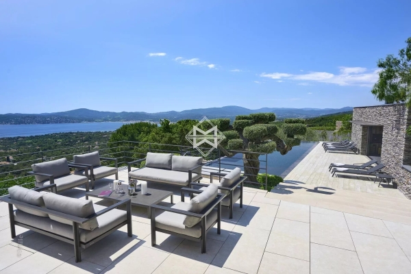 Luxury House for sale in Grimaud, 7 490 000 €, Photo 3