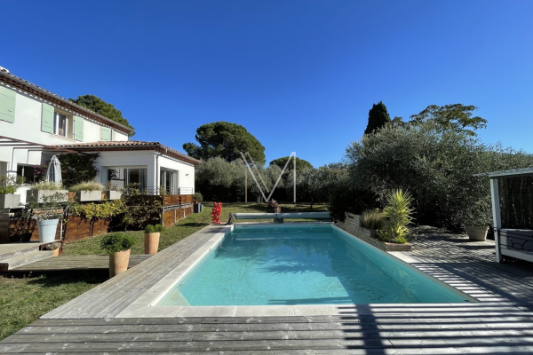Maison de luxe à vendre à La Garde-Freinet, 1 680 000 €, Photo 1