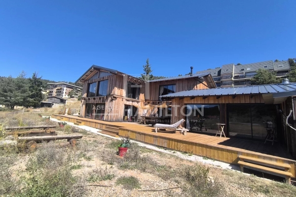 Maison de luxe à vendre à Gréolières, 750 000 €, Photo 2