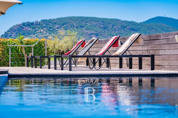 Luxury Apartment for sale in Mandelieu-la-Napoule, 2 790 000 €, Photo 1