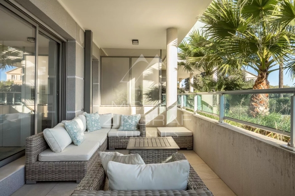 Appartement de luxe à vendre à Cap d'Antibes, 1 070 000 €, Photo 1