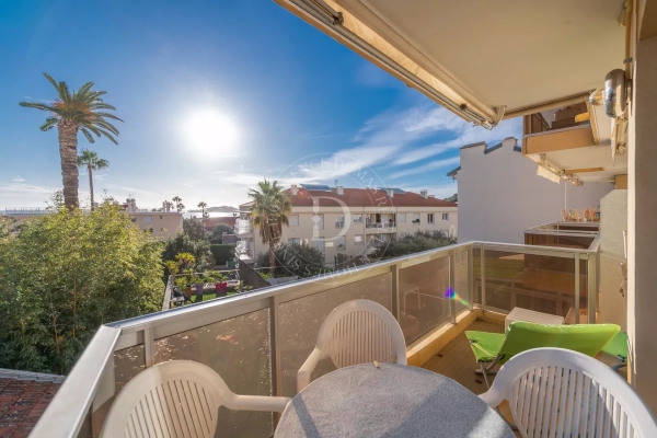 Luxury Apartment for sale in Beaulieu-sur-Mer, 720 000 €, Photo 1