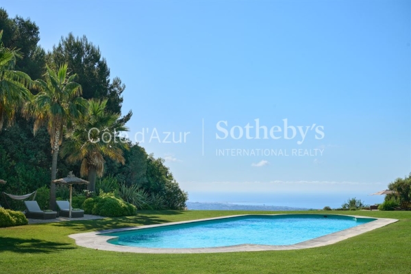 Luxury House for sale in Saint-Paul-de-Vence, 12 900 000 €, Photo 3