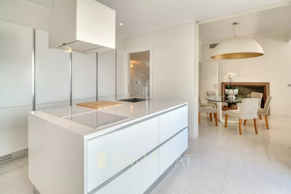 Maison de luxe à louer à Èze, 14 100 €, Photo 7