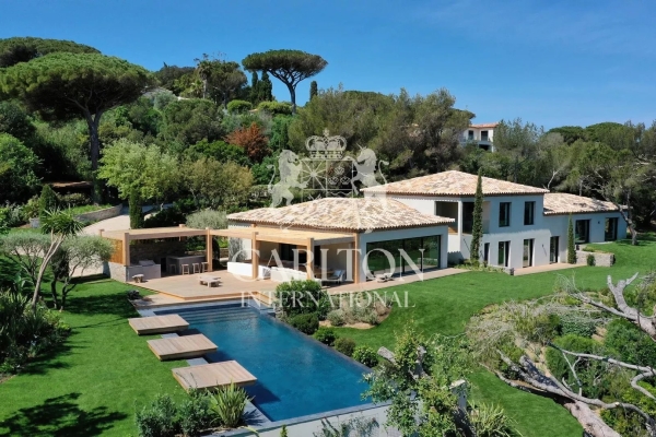 Maison de luxe à louer à Saint-Tropez, 100 000 €, Photo 1