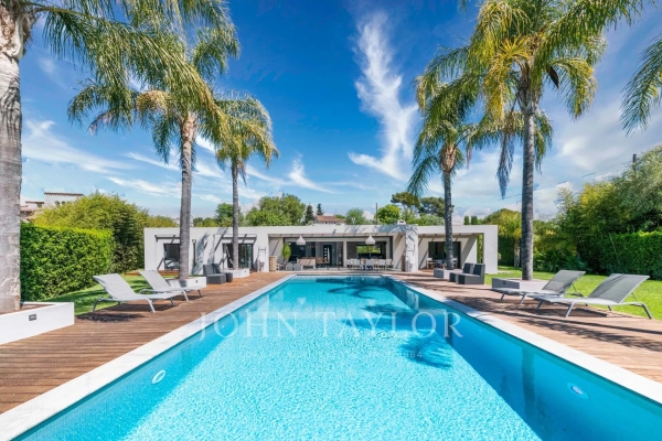Luxury House for rental in Mougins, 18 000 €, Photo 1