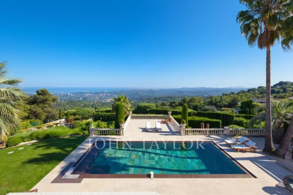 Maison de luxe à louer à Saint-Paul-de-Vence, 12 500 €, Photo 1