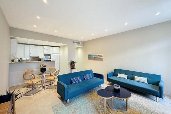Luxury Apartment for sale in Cannes, 895 000 €, Photo 4