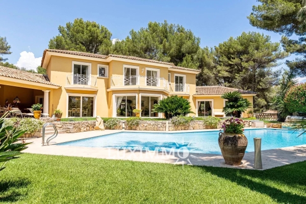Luxury House for sale in Mougins, 4 980 000 €, Photo 1
