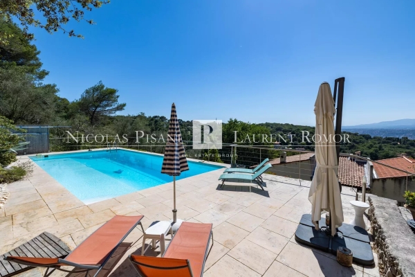 Maison de luxe à vendre à Nice, 1 595 000 €, Photo 1