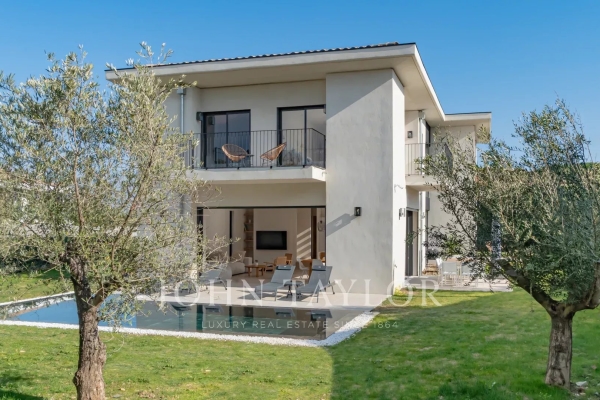 Luxury House for rental in Mougins, 12 500 €, Photo 1
