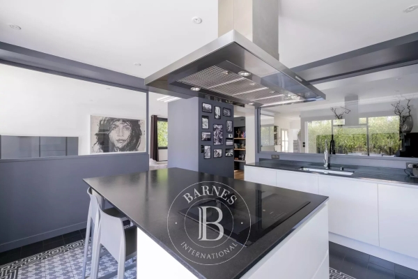Maison de luxe à vendre à Pessac, 1 385 000 €, Photo 7