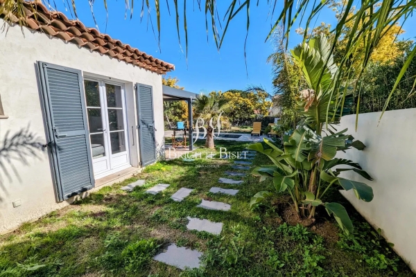 Luxury House for sale in Sainte-Maxime, 789 000 €, Photo 4