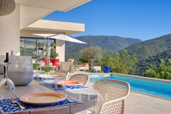 Luxury House for sale in La Londe-les-Maures, 1 990 000 €, Photo 1