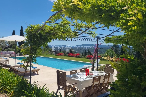 Luxury House for sale in Tourrettes, 3 995 000 €, Photo 2