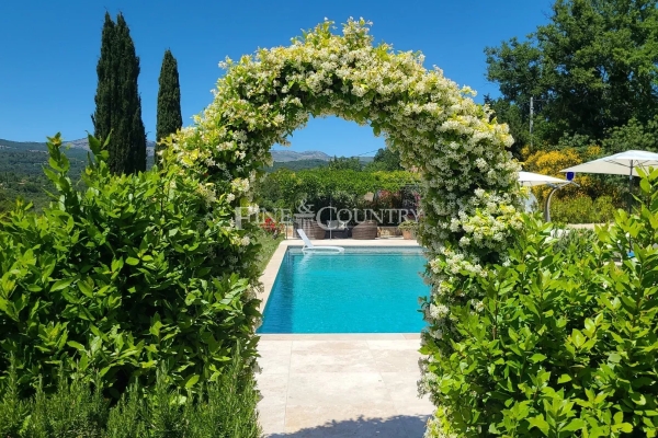 Luxury House for sale in Tourrettes, 3 995 000 €, Photo 4