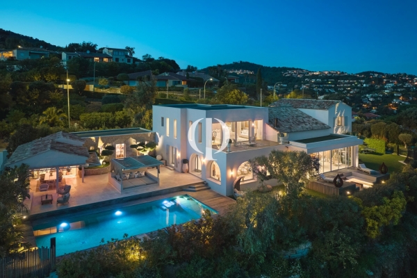 Maison de luxe à vendre à Les Issambres, 3 990 000 €, Photo 1