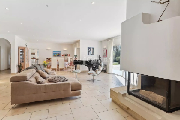 Maison de luxe à vendre à Mandelieu-la-Napoule, 1 750 000 €, Photo 4